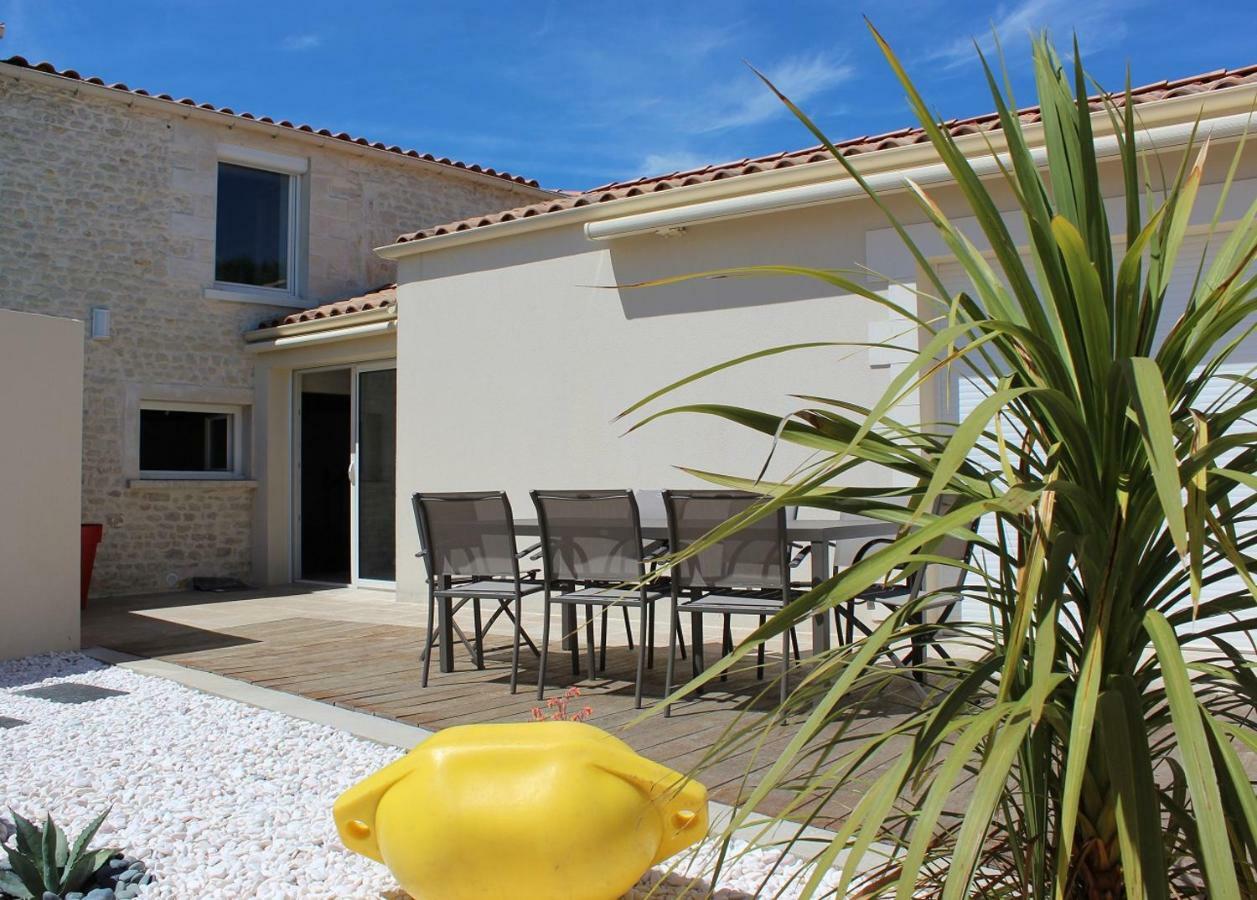 La Maison d'Auguste Saint-Xandre Extérieur photo